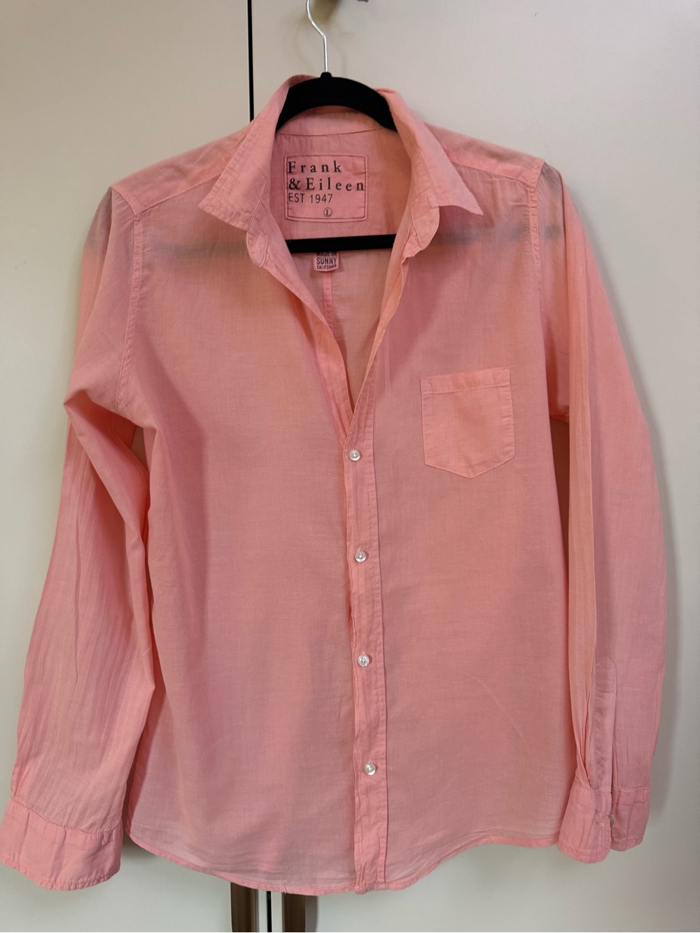 Frank & Eileen Barry Pink Button Front Shirt Size L Lightweight Cotton EUC - Picture 2 of 7